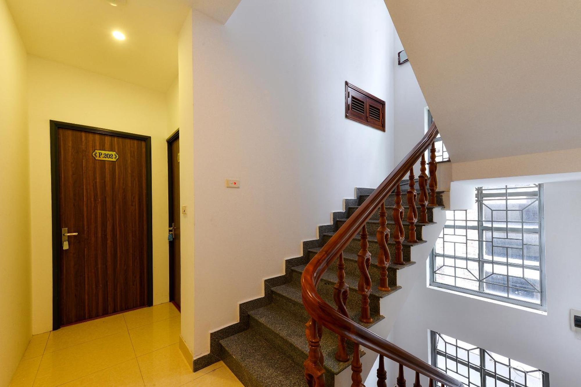 Oyo 317 Kim Cuong Hotel 2 Hanoi Dış mekan fotoğraf